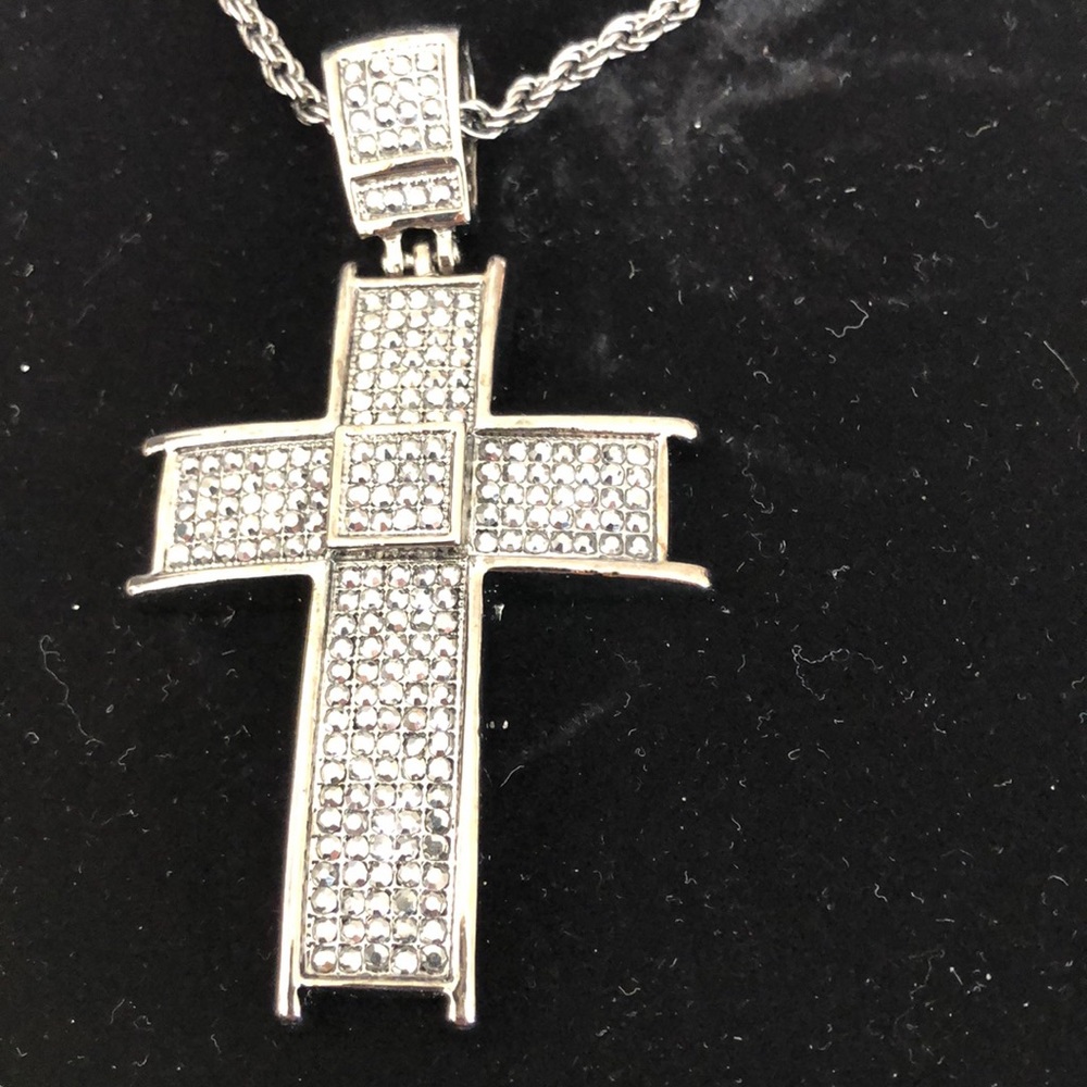 Dark silver CZ cross necklace - Picture 2 of 5